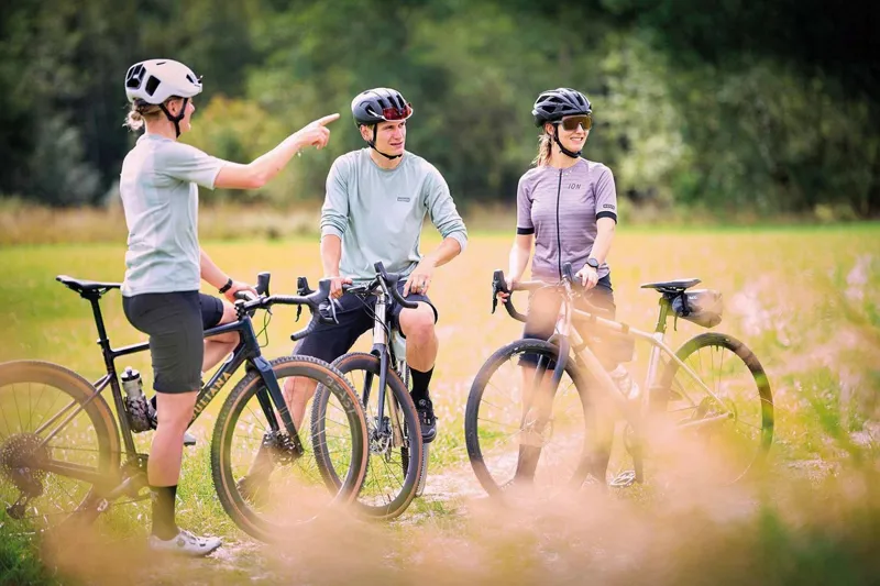 SQlab Gravel Saddle 614 Ergowave Active 2.1 S-Tube-4